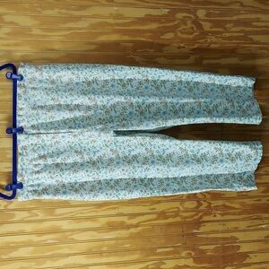 Indulgence vintage floral stretch